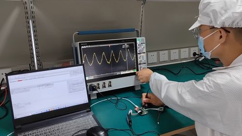 從校園到流水線 大學生團隊研發“火眼”微芯片，革新電子材料制造